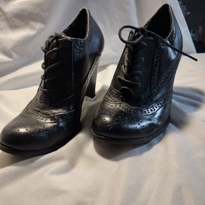 American eagle ankle booties